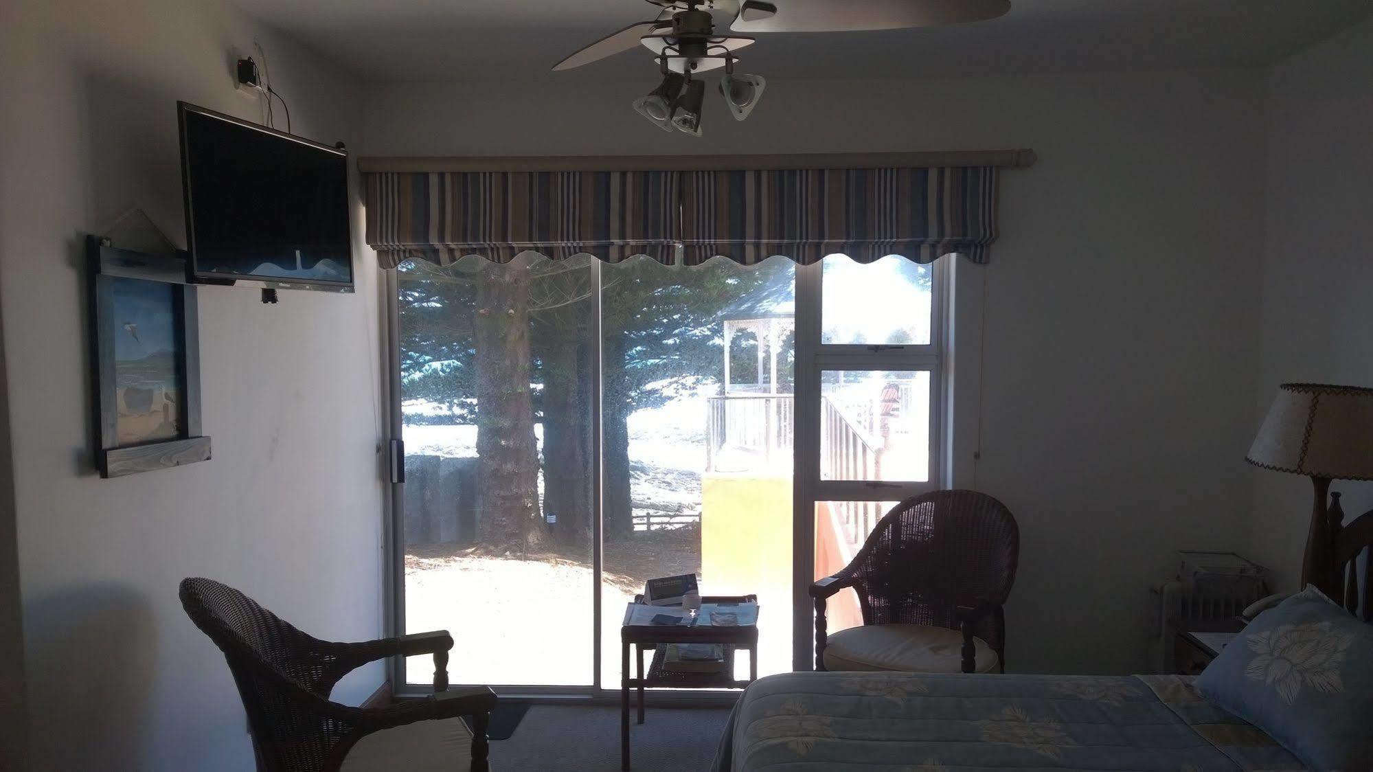 Sea Otters Lodge Kini Bay Εξωτερικό φωτογραφία